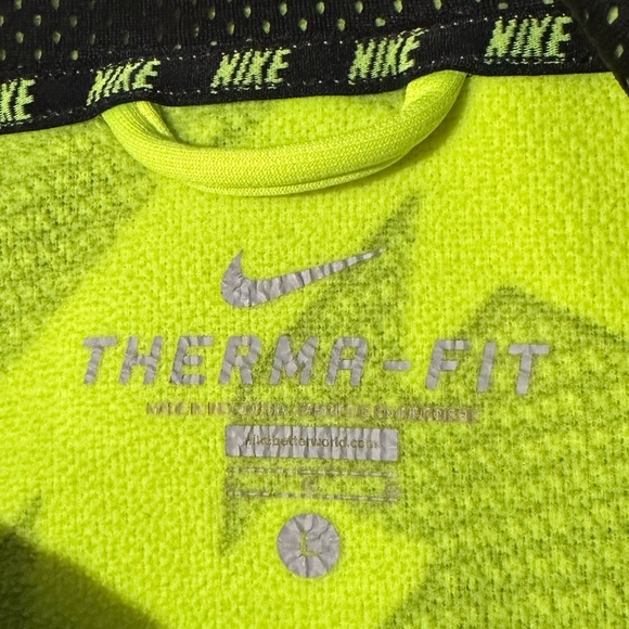 Bright neon *NIKE therma-fit* soft athletic style hoodie sweatshirt - men’s L - Picture 2 of 2